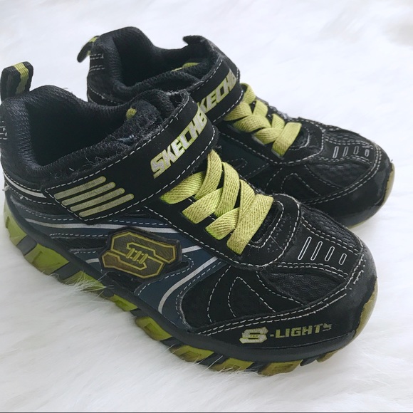 green light up skechers